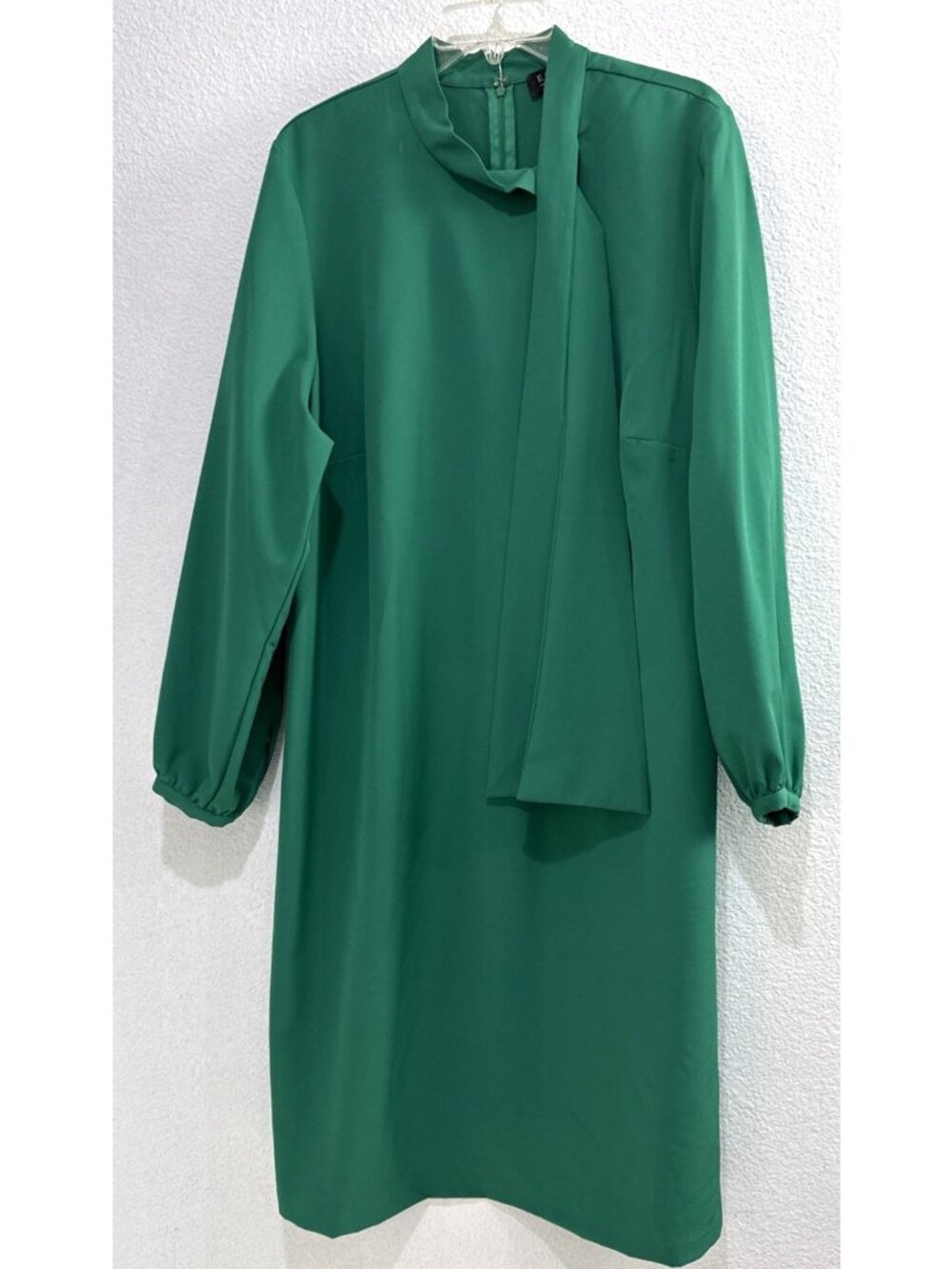 Elloquii Green Tie Neck Workwear Career Knee Length Pearl Button Sleeve Dress - Picture 2 of 7